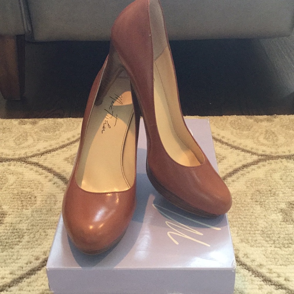 Marc Fisher light brown leather heels